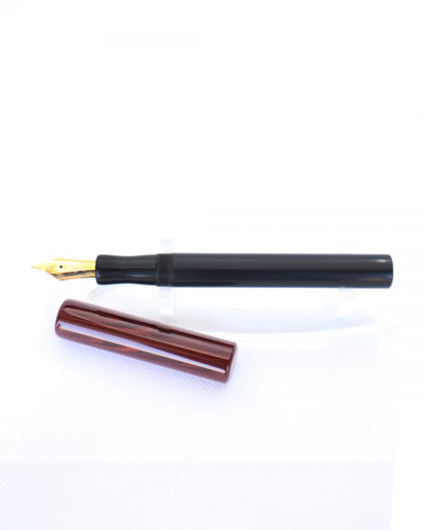 Wet and Wise Dark Red Ripple Modest Fountain Pen