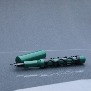 Wet and Wise Hulk Smash Fountain Pen