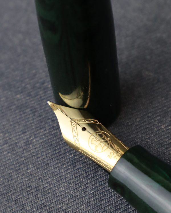 Wet and Wise Charango Ultra Fountain Pen